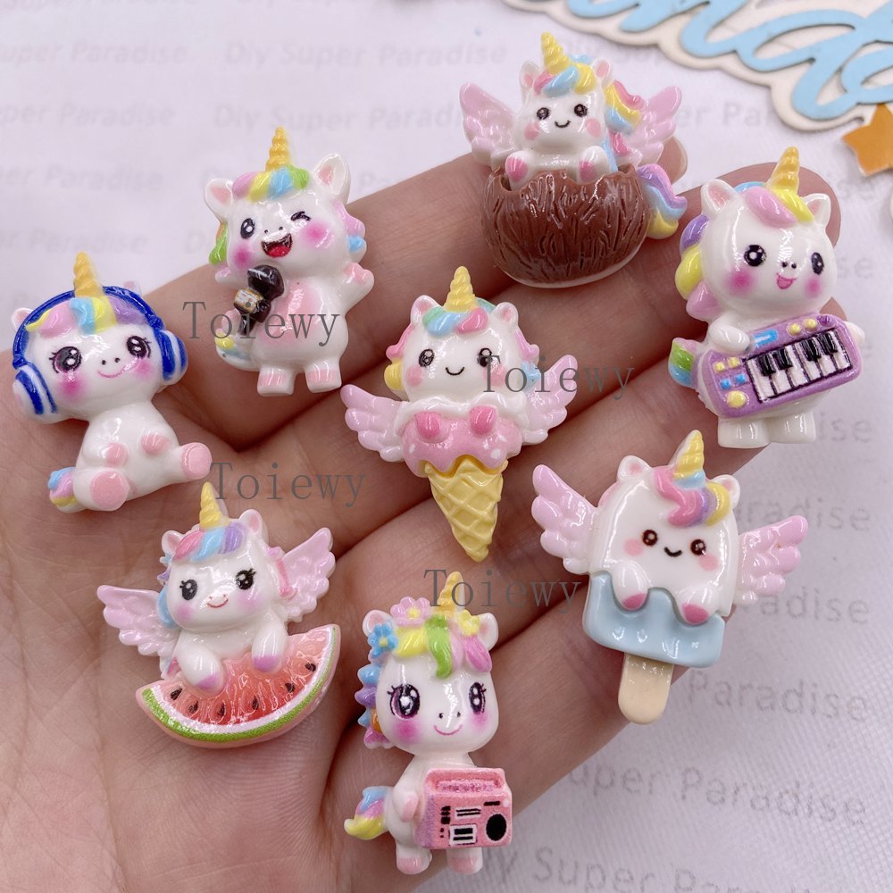 Christmas Craft Embellishment - เรซิ่นรูปยูนิคอร์นหลากสีสัน 10 ชิ้น ของตกแต่งงานฝีมือ DIY สำหรับสมุดภาพและของประดับตกแต่งคริสต์มาส