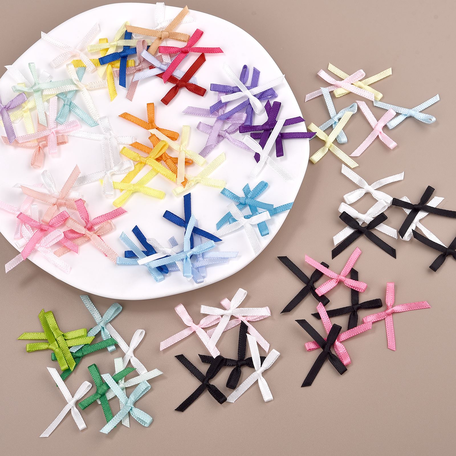 Christmas Craft Embellishment - 100 ชิ้น 3 มิลลิเมตรริบบิ้นมินิซาตินริบบิ้นดอกไม้ Bows Ties