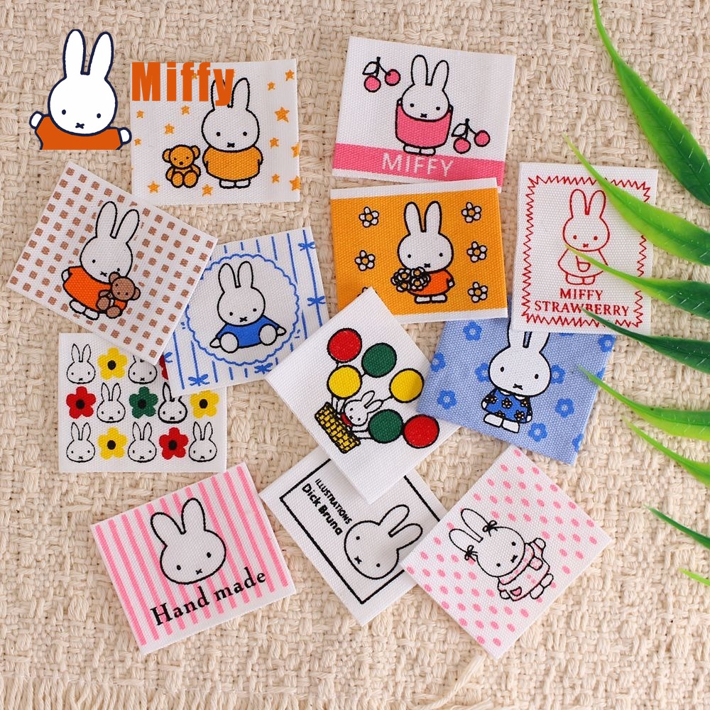 แผ่นผ้าปักลายมิฟฟี่น่ารัก รูปก - Embellishments For Scrapbooking บทวิจารณ์และราคา