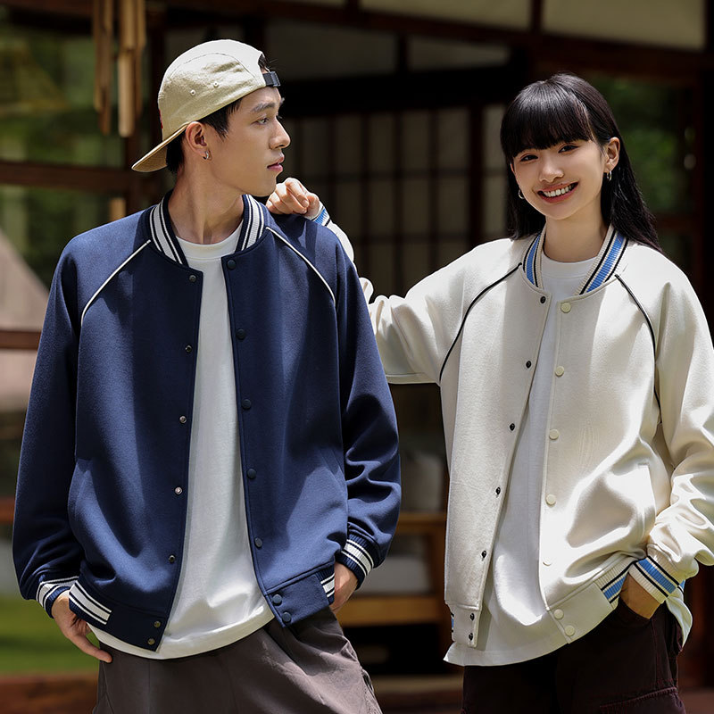 เสื้อแจ็คเก็ตเบสบอลสำหรับผู้หญ - Sequin Fabric Panel บทวิจารณ์และราคา